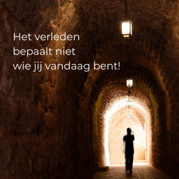 Hoe laat je je verleden los? Vind rust en kracht met aromatherapie & coaching